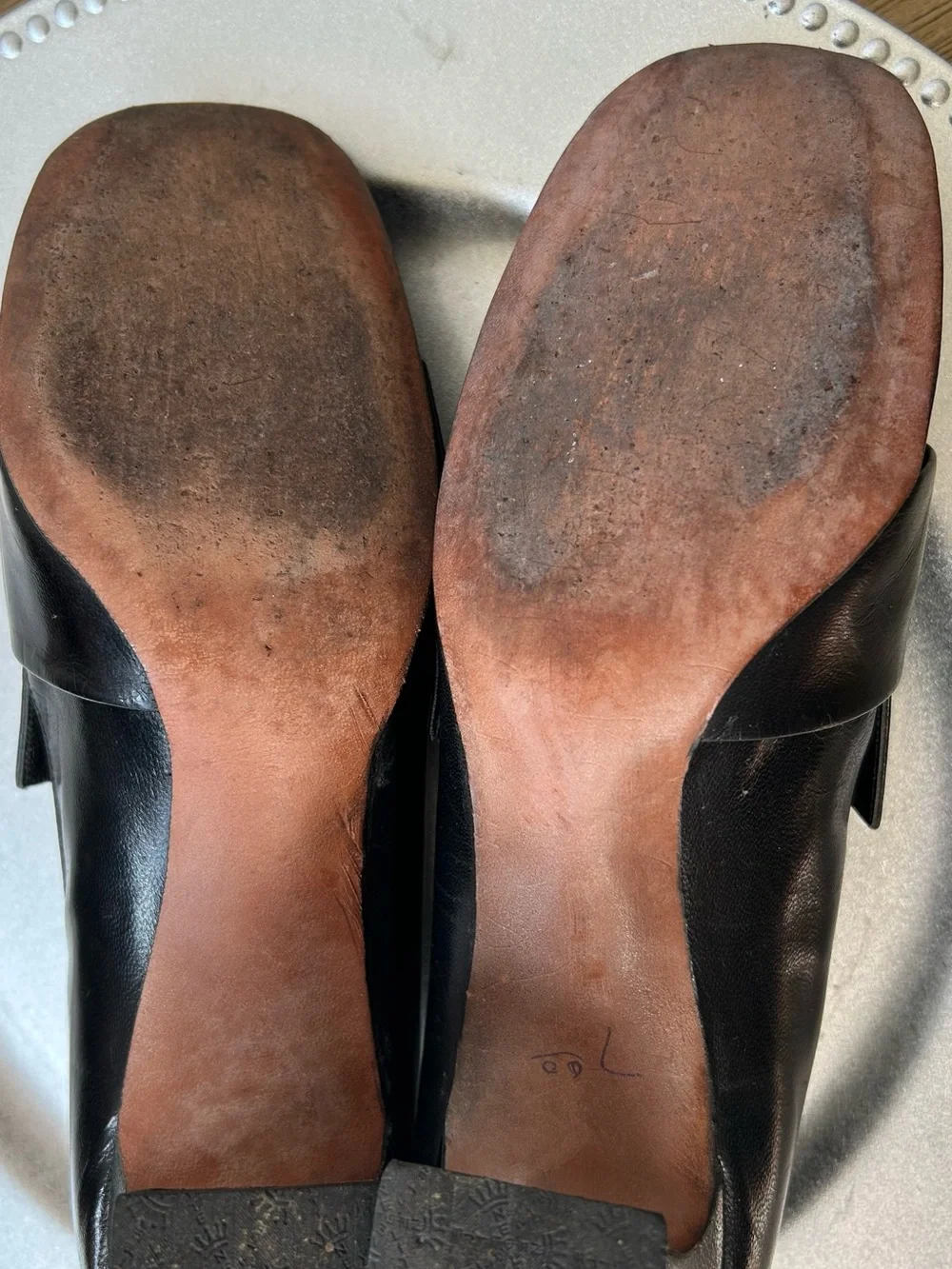 Vintage Black Leather Bow Heels by Kushins California Boutique Pumps | 1960s